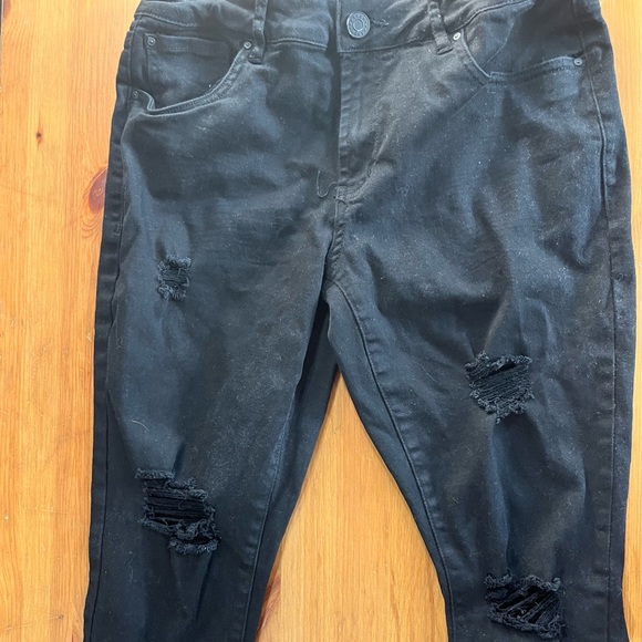 Black Distressed Skinny Jeans - Picture 5 of 5